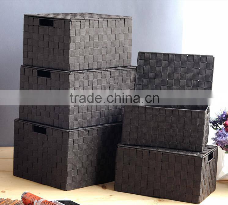 a basket made of nylon crochet for housewaring with handle