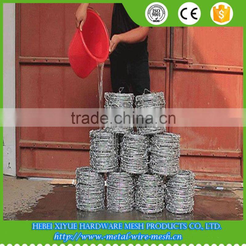 hot Galvanized double twisted 14#x14# barbed wire fob price per roll