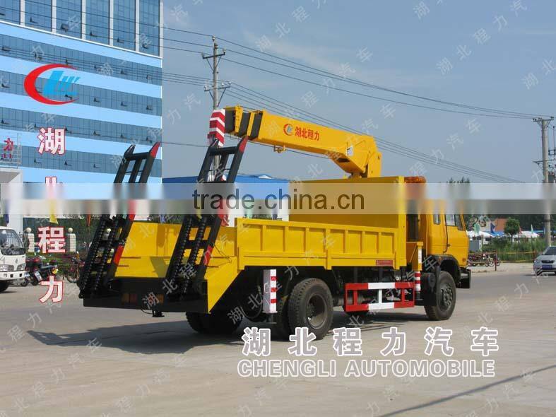 Dongfeng 8 tons telescopic boom truck mounted crane