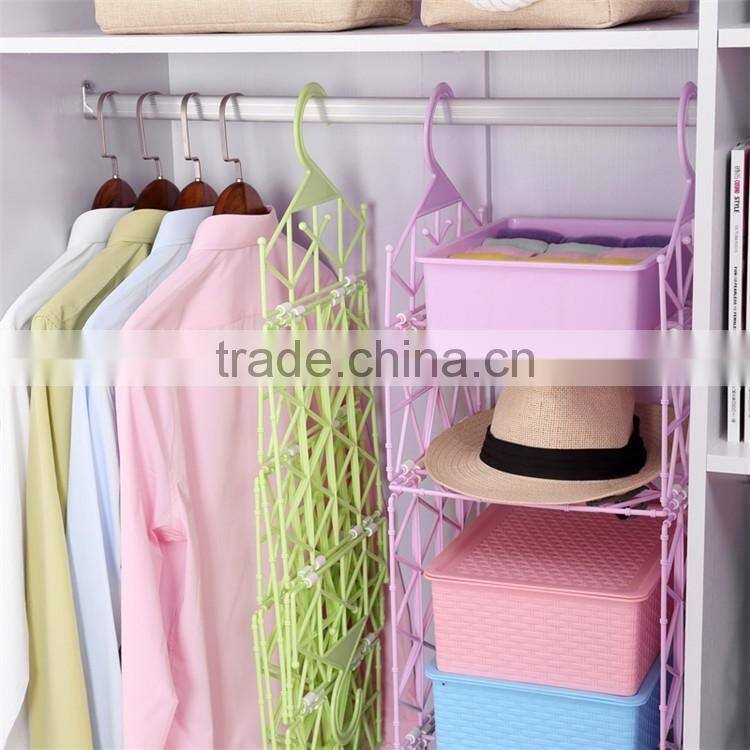 DIY Plastic Hanging Storage Organizer