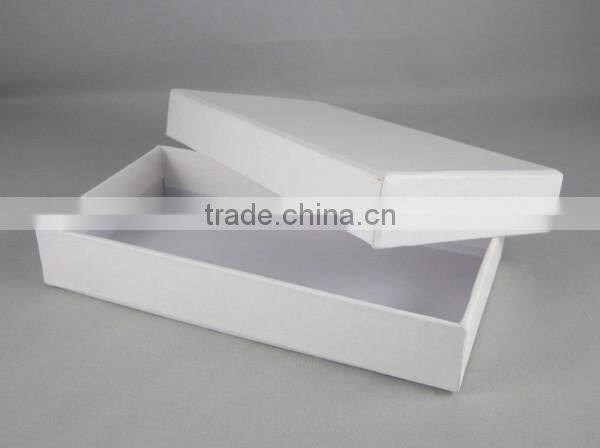 Custom white kraft paper packaging box for iPhone phone case package box