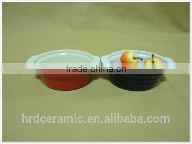 good quality round colored ceramic bakeware with two handles