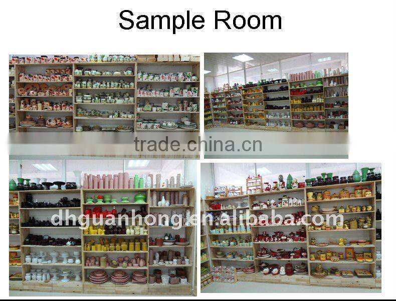 2012 New Design of Ceramic Cake Dish