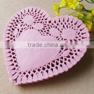 Brand new design OEM cheap price MDF colored heart paper doilies