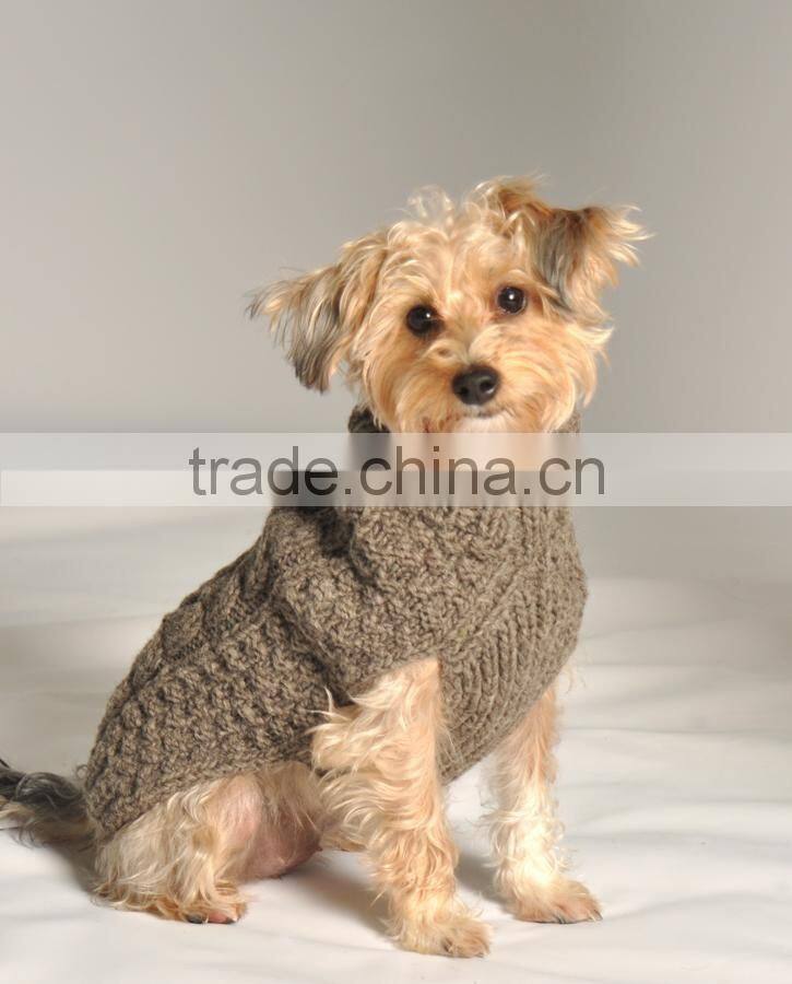 Fashionable pet accessories 2016 custom pet dog sweater designs hand knit cashmere dog sweater