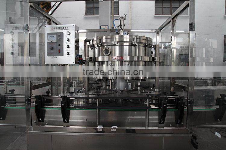 High efficiency beverage bottle cap making machine