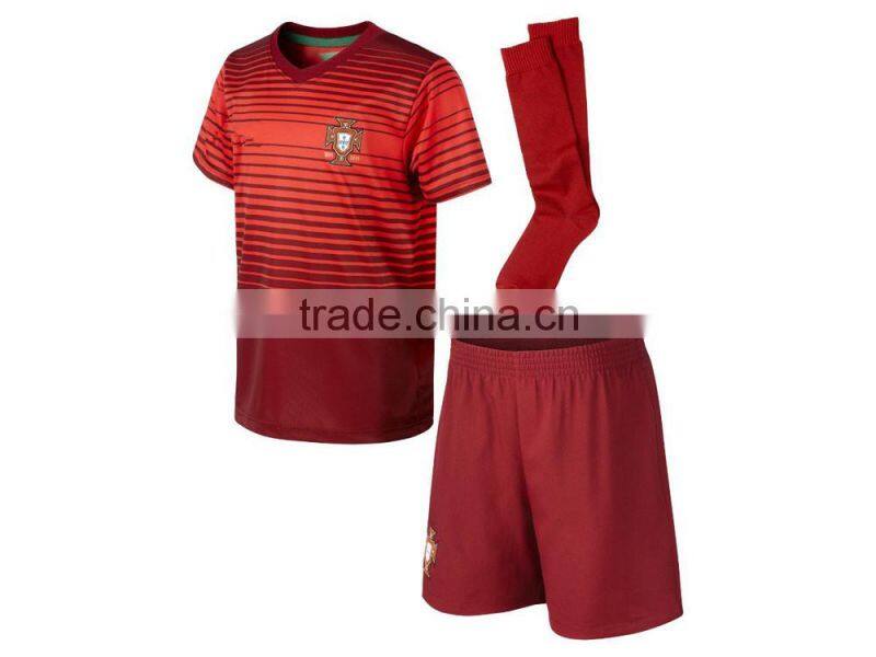 Cheap soccer team uniforms from China