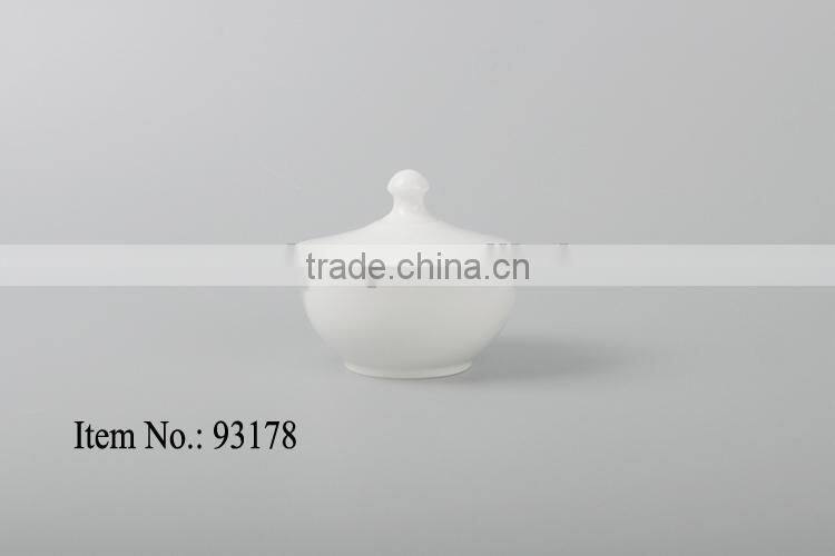 white chafing fine porcelain soup tureen for hotel