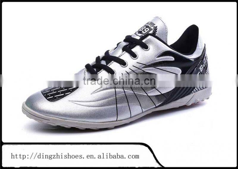 2015 Hot selling soccer shoes fashion men and lady soccer shoes running shoes