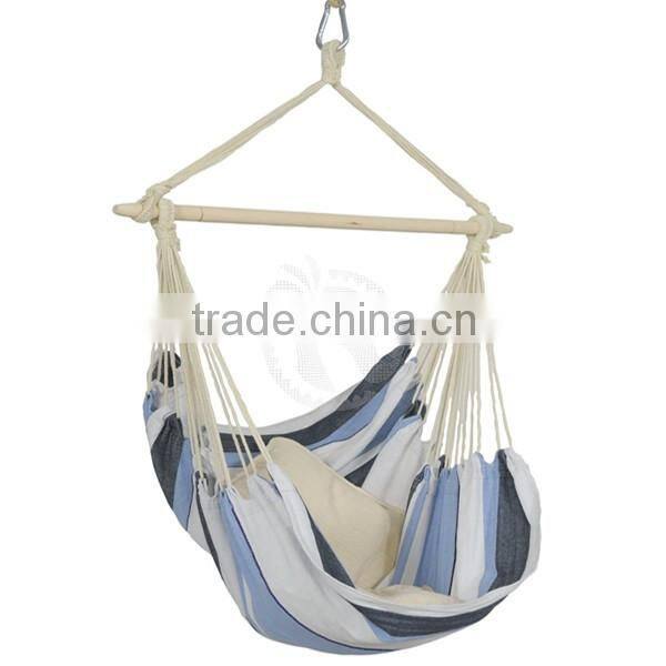 comfortable cheap backyard swing with wooden frame