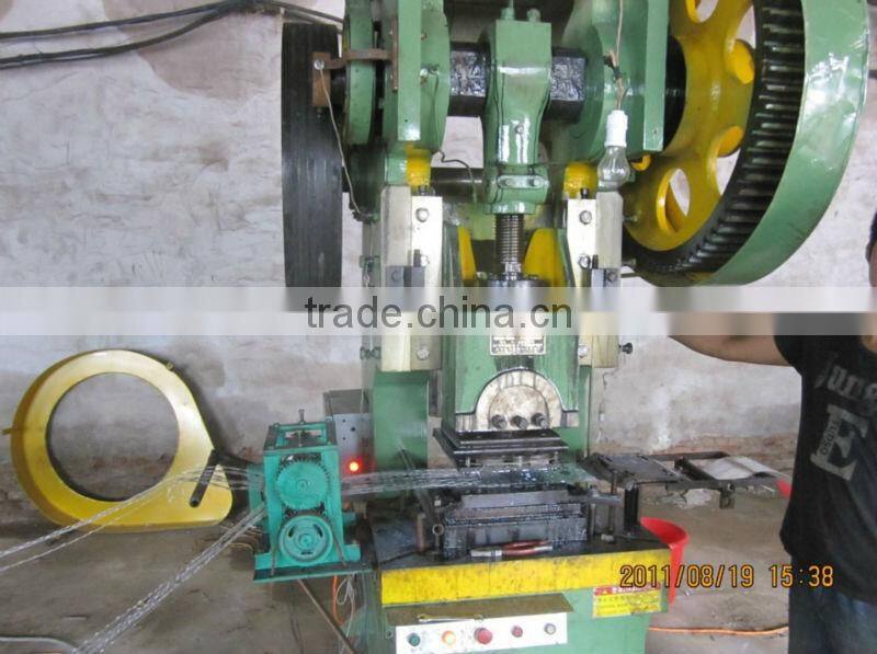 5 Strips CBT65 Razor Barbed Wire Machine/Concertina wire Machine