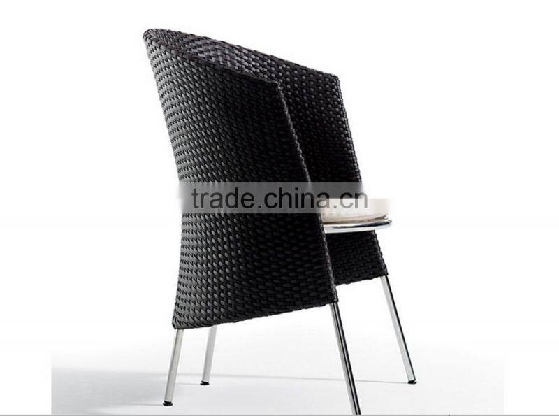 2017 Trade Assurance Modern Design outdoor synthetic rattan handmade garden line compact dining table set