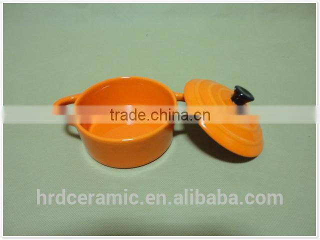 wholesale daily use round porcelain with lid ceramic bakeware