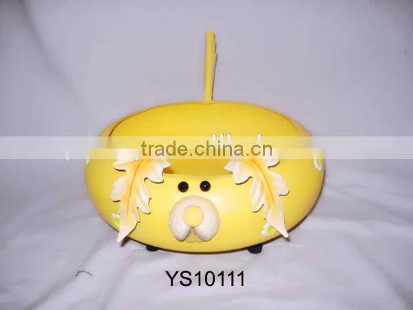 Special yellow dog metal pot for candy can