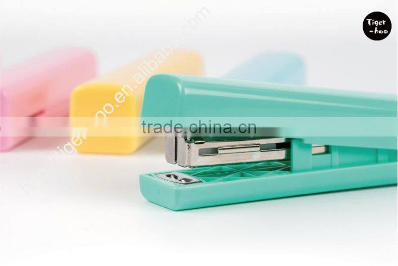 Handy mini stapler uses No. 10 Mini Staples refill