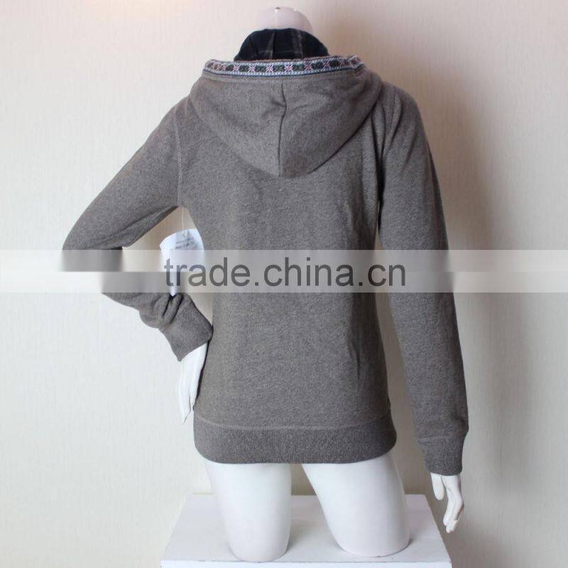Lady Knitted Embroidery Zipper-Up Hoody
