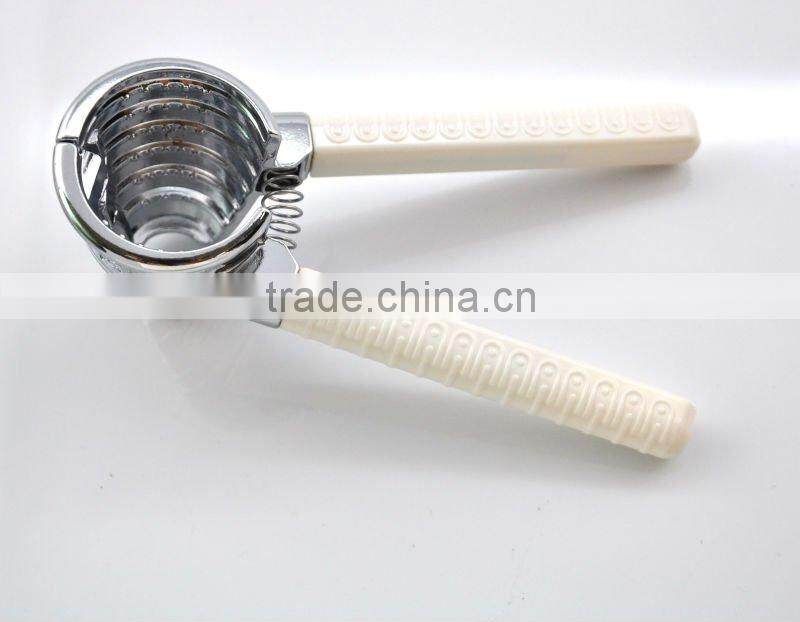 The Best-Selling Kitchen tools with plastic handle nutcracker