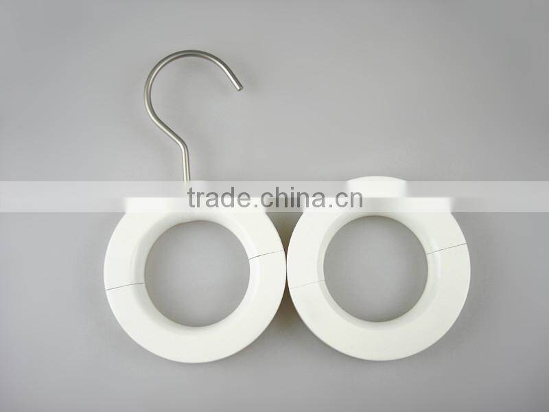 IY-480 white cheap wood scarf hanger