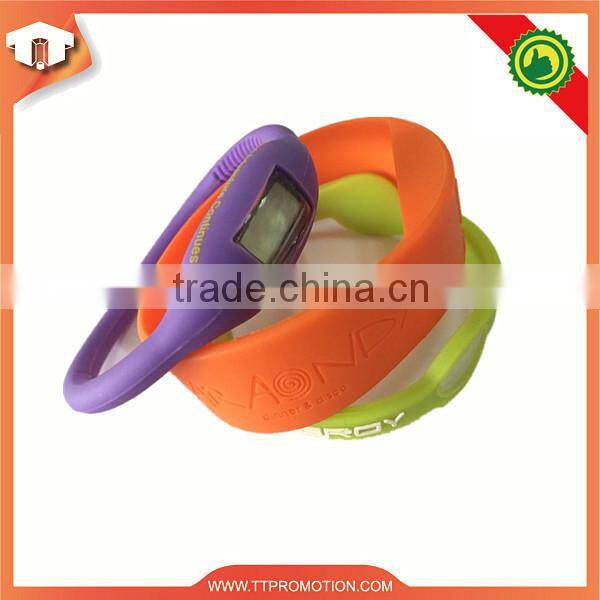 China manufacturer wristband step counter