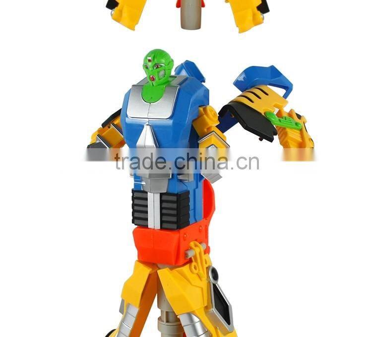 Fantastic kids playing deformable robot toy nerf gun bullets