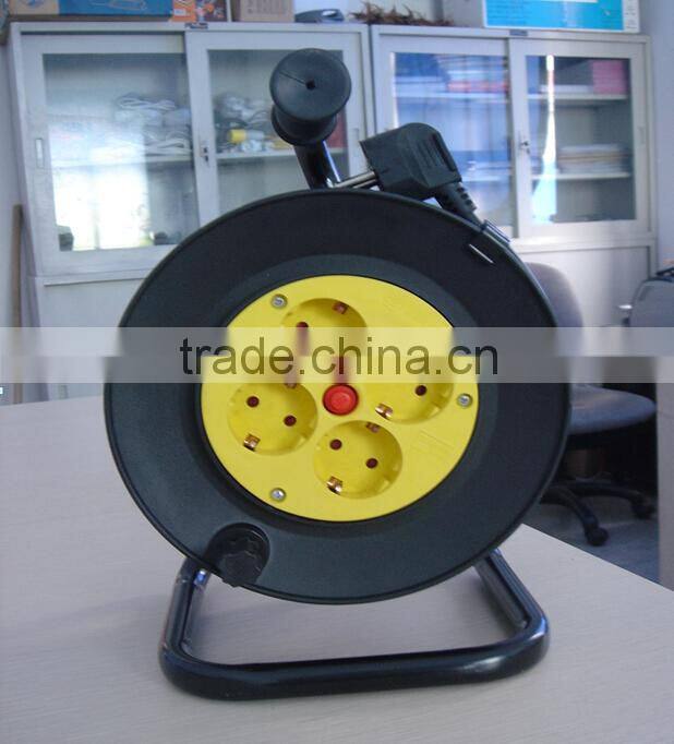 Hot sell New Portable din sockets approval 4 Way Euro 15A circular schuko plug socket with switch CE RoHS GE