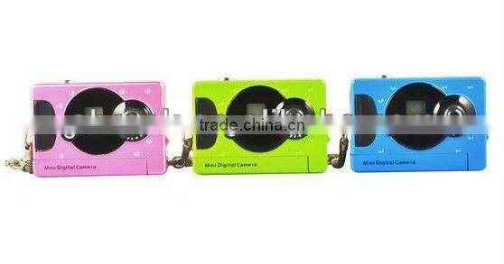 300K pixels cheap drivers mini digital camera with keychain,1.3M pixel by interpolation