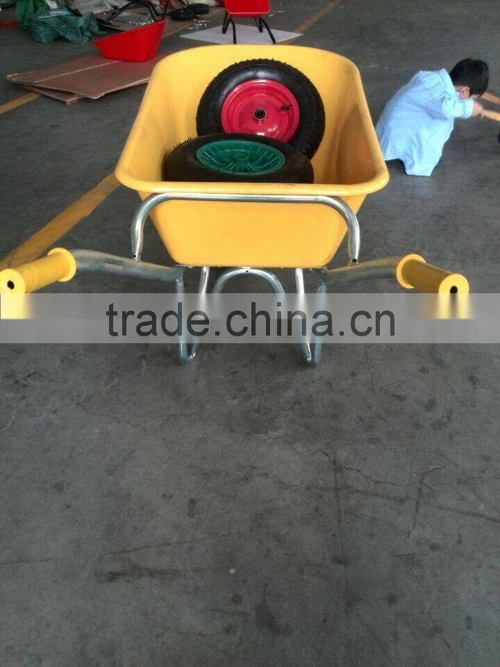 big capacity 85L plastic tray garden wheelbarrow