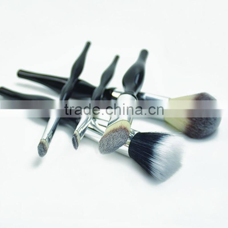 Foudation twist Makeup Brush Set / Facial Make Up Brush 5pc