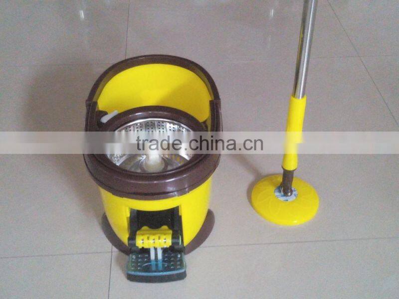 Vivinature 360 degree magic spin mop with two cotton head