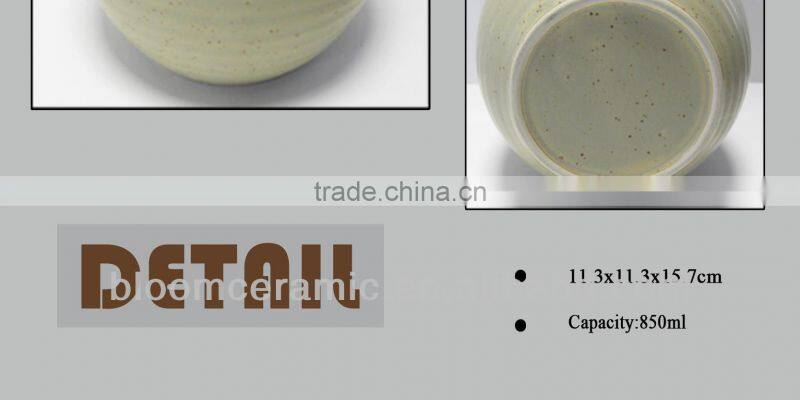 Ceramic storage container