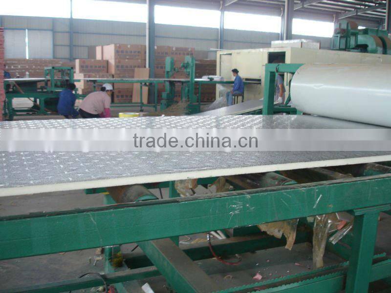 China continuous pu sandwich panel production line