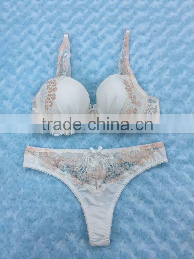Comfortable white sexy smooth lace for ladies transparent panty