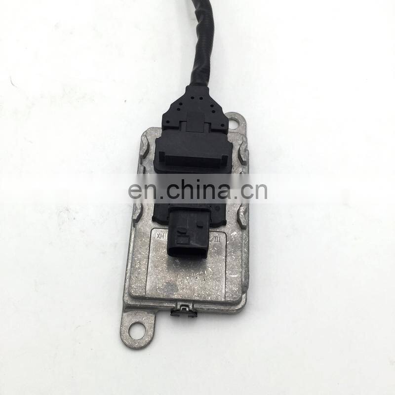 24V Square Four  Needles Nitrogen Oxide Sensor 5WK9 6661D 2006245 5WK96661D