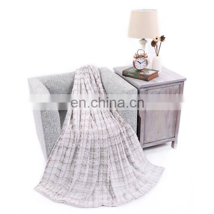 Luxury Warm Back printed Cutting brush pv gray faux fur winter throw blanket with white micro mink