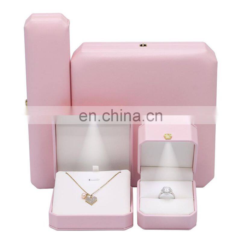 2021 Fashion Jewelry Storage Boxes Ring Pearl Necklace Jewelry Gift Box