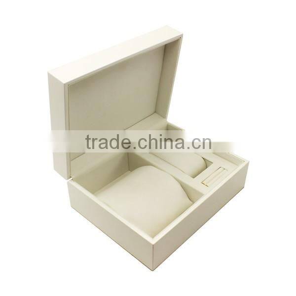 White matt watch case, jewelry case very useful