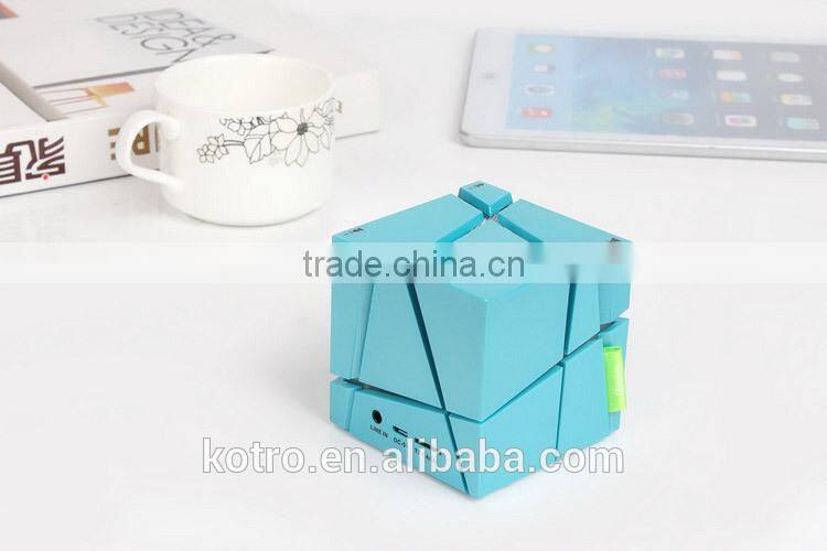 Unique Promotional Gift Qnoe AUX 2 Bass Speaker TF card FM Radio MIC Handsfree LED Speaker 3W Square LED Bluetooth Speaker