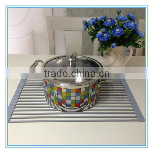 Up cushion collapsible roll up dish rack drying
