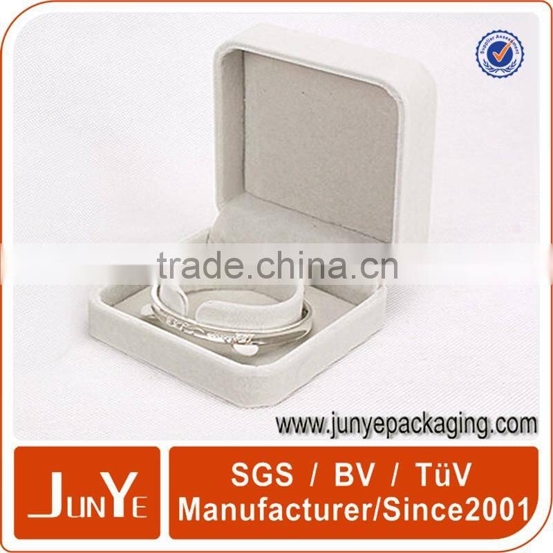 small printed presentation boxes with lids