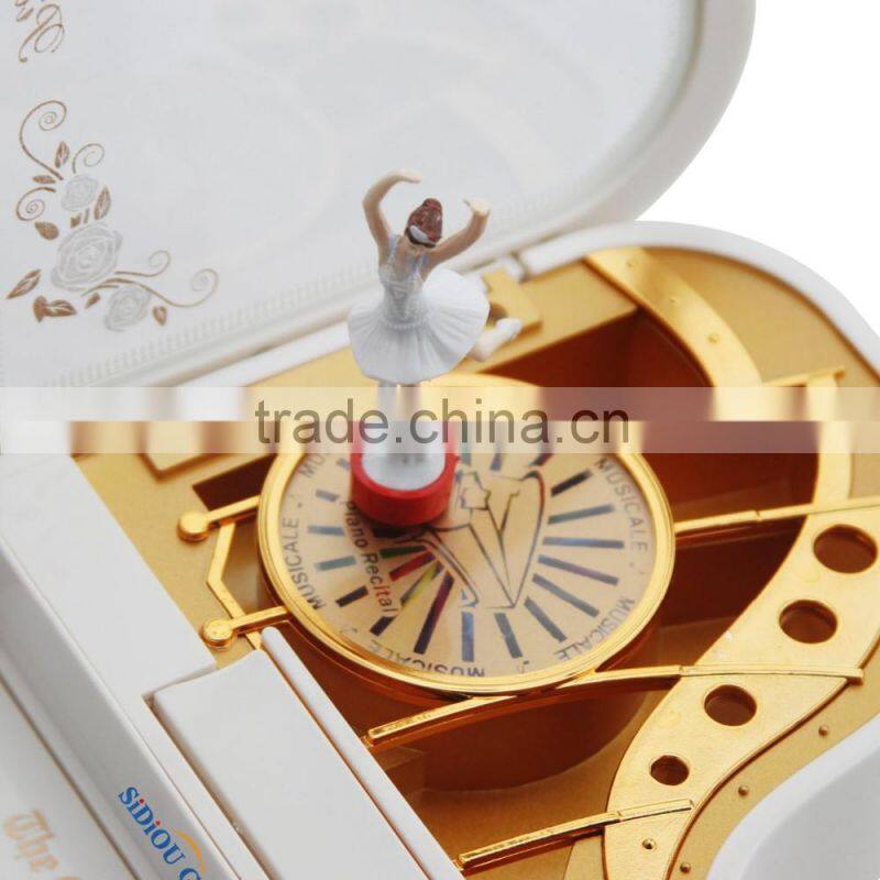Creative Valentine's Day Gift Laputa Piano Dancing Lovely Ballerina Girls Rotating Music Box Vintage Mechanical Classical