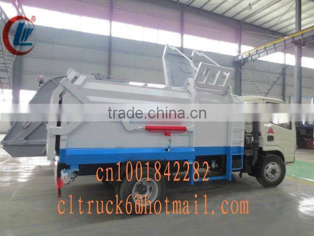 Dongfeng 4CBM-5CBM 4*2 side loading compressible garbage truck