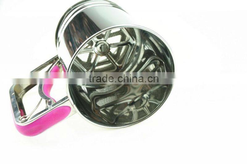 41053 Fashional cake baking tools hand operated plastic Flour Sifter