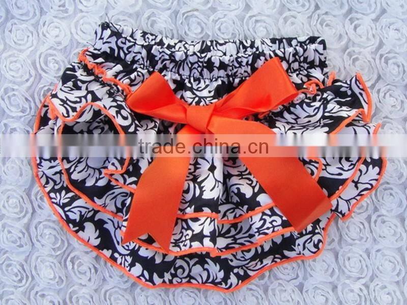Top quality Rand baby boutique clothes with bow / Halloween baby underwear /ruffle baby panties bloomer