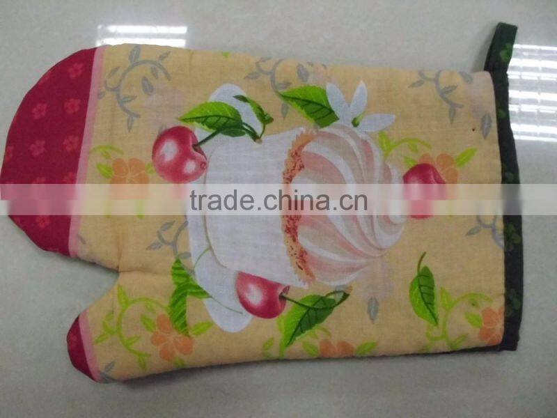 customized small kids oven gloves silicone