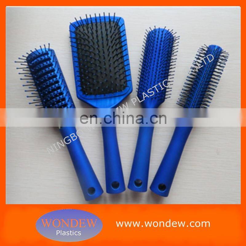 Rubber brush for Hair salon