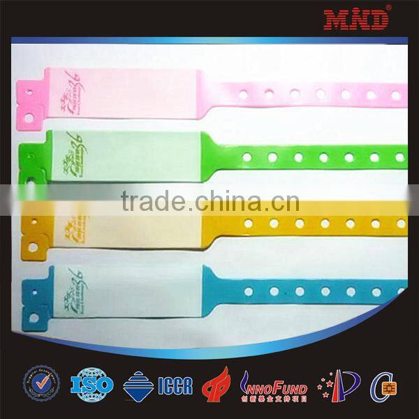 MDW164 Passive UHF/HF RFID Wristband For Access Control