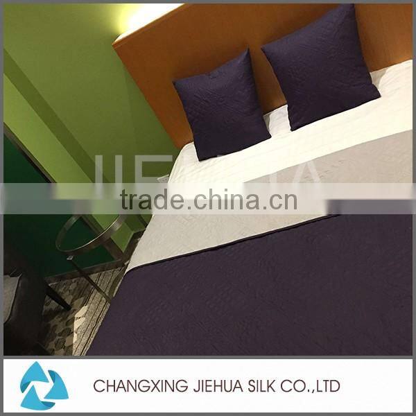 High sales quantity soft ultrasonic fleece fabric quilt from Alibaba