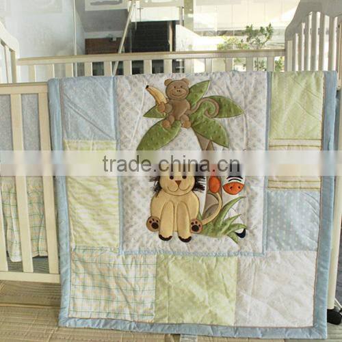 infant applique embroidery quilt