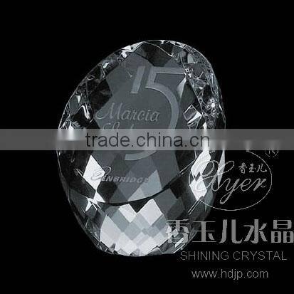 hot high-quality crystal paperweight engraved with butterfly from China