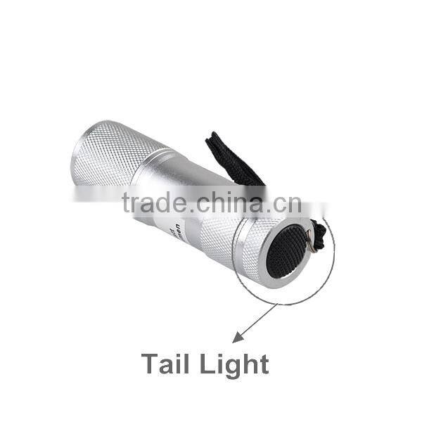 9 LED Energy Saving Lamp Argyle Flashlight Torch Silver